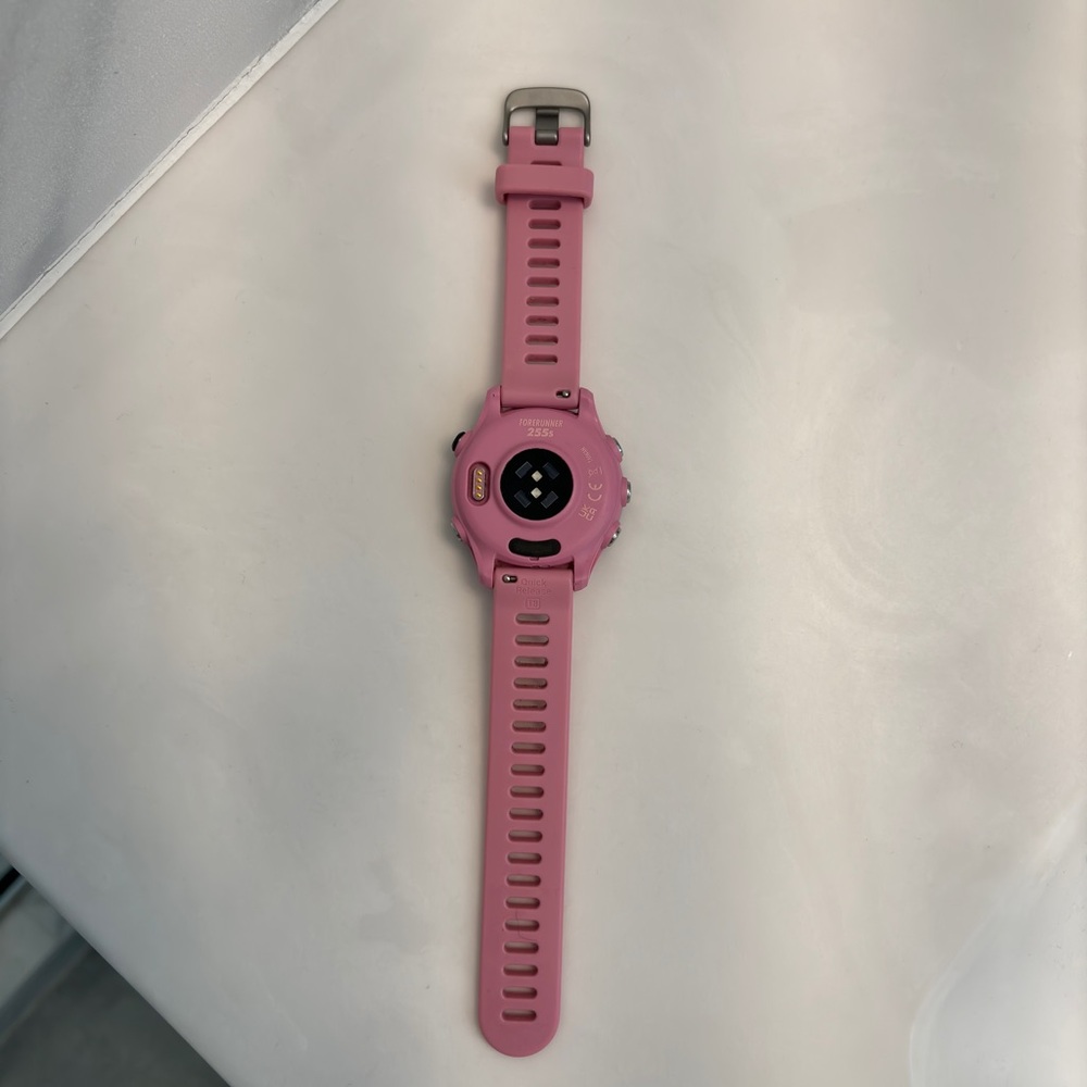 Garmin Forerunner 255s in pink, hardly used